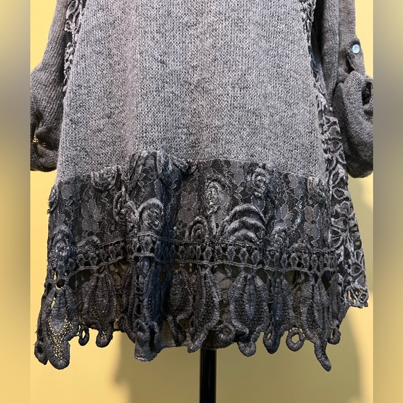 Cherish Tunic - light knit - OS - Picture 8 of 15